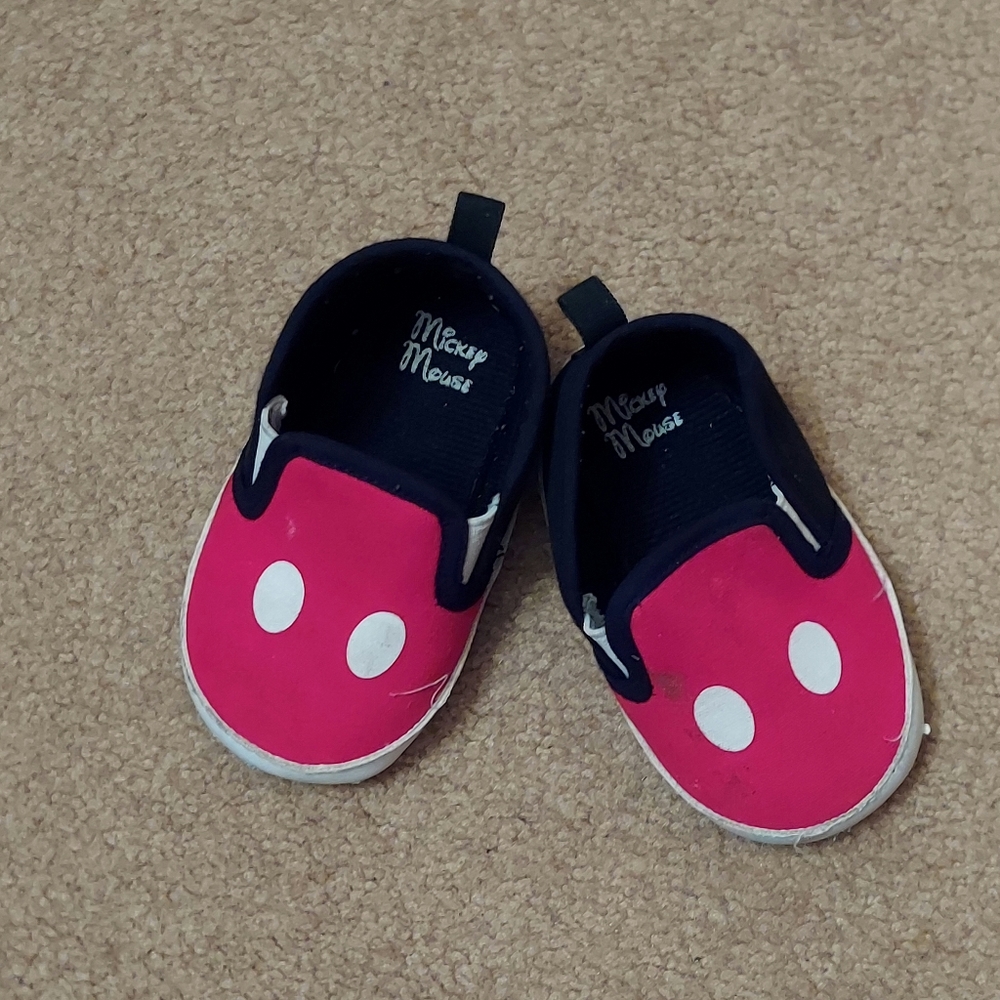 12 Month Summer Clothes and Disney shoes - Picture 7 of 7